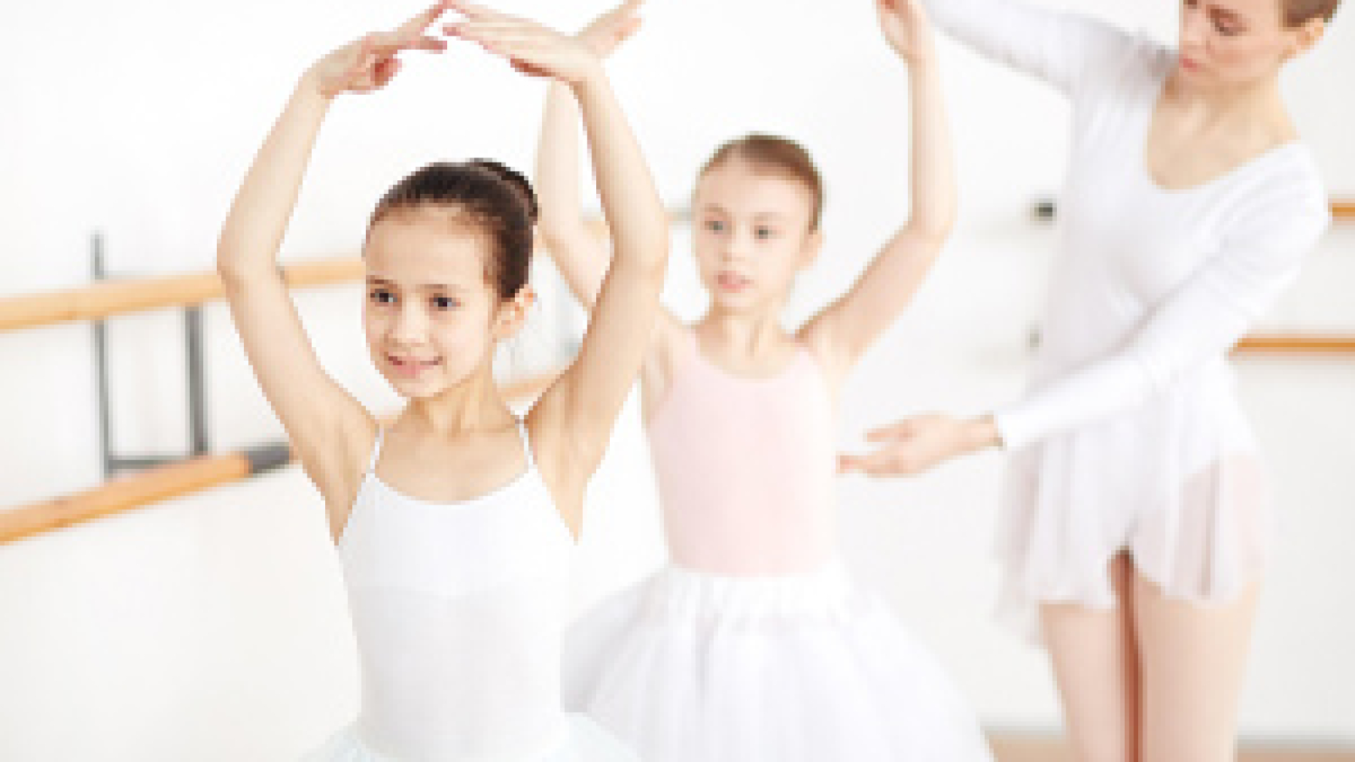 Baletul nu e doar despre pași 5 beneficii cheie în dezvoltarea armonioasă a copilului - littleballerinas.ro